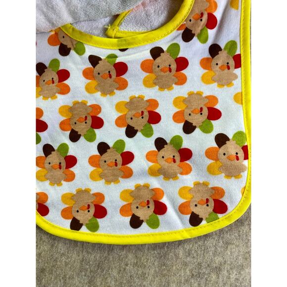 Baby Essentials "My First Turkey Day" 2 pack Baby Bibs - Picture 3 of 6